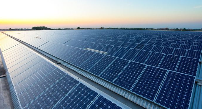 
												
												
	單體太陽電池不能直接做電源使用。作電源必須將若干單體電池串、并聯(lián)連接和嚴(yán)密封裝成組件