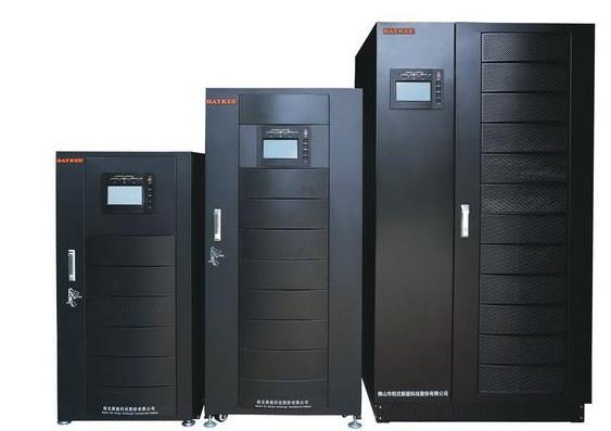 
	2017年中國(guó)不間斷電源（UPS）發(fā)展現(xiàn)狀


	 


	UPS是能夠持續(xù)穩(wěn)定、不間斷提供電能的儲(chǔ)能型電源設(shè)備，應(yīng)用領(lǐng)域廣泛 。不間斷電源（UPS）主要由主機(jī)、儲(chǔ)能部件構(gòu)成，能夠提供持續(xù)、穩(wěn)定、不間斷電能供應(yīng)的電力電子設(shè)備，是綜合利用電力電子、計(jì)算機(jī)、網(wǎng)絡(luò)、嵌入式軟件、蓄電池管理、高可靠性配電等技術(shù)的儲(chǔ)能型電源設(shè)備及整體解決方案，應(yīng)用于信息、通信、電力、金融、制造業(yè)、交通運(yùn)輸、醫(yī)療衛(wèi)生、建筑、軍工、航天航空等領(lǐng)域，可歸納為工業(yè)設(shè)備、通信基站、數(shù)據(jù)中心三大應(yīng)用領(lǐng)域