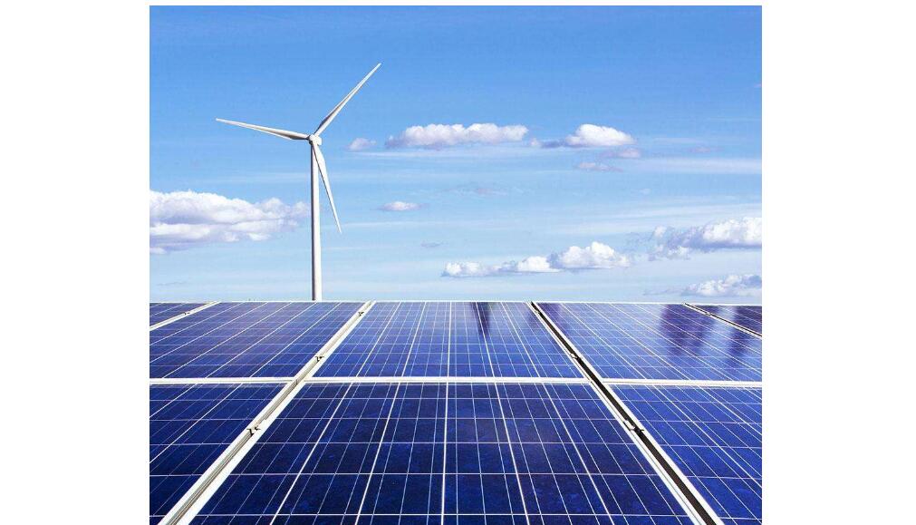 
												
												
	　　光伏發(fā)電概念

	　　光伏發(fā)電是利用半導(dǎo)體界面的光生伏特效應(yīng)而將光能直接轉(zhuǎn)變?yōu)殡娔艿囊环N技術(shù)。主要由太陽電池板（組件）、控制器和逆變器三大部分組成，主要部件由電子元器件構(gòu)成