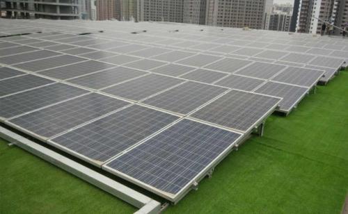 西安市政府辦公廳印發(fā)《關(guān)于促進(jìn)光伏產(chǎn)業(yè)持續(xù)健康發(fā)展的實(shí)施意見》。到2020年，我市光伏電站裝機(jī)容量達(dá)到300兆瓦以上，光伏產(chǎn)業(yè)產(chǎn)值力爭(zhēng)突破650億元，形成一批在國(guó)內(nèi)外具有創(chuàng)新活力和競(jìng)爭(zhēng)優(yōu)勢(shì)的光伏企業(yè)，將我市打造成為全國(guó)重要的光伏產(chǎn)業(yè)研發(fā)、制造和應(yīng)用高地