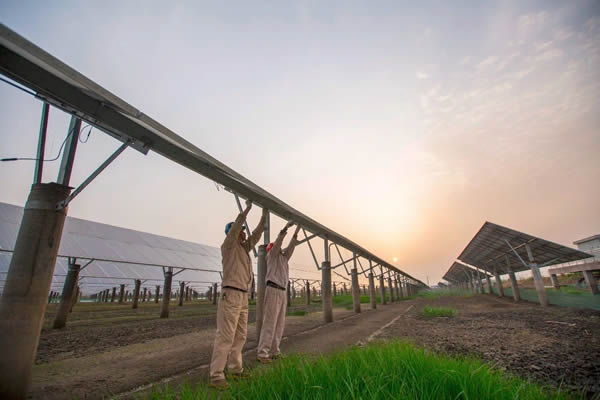                                         
	　　先來了解一個概念。

	　　“三區(qū)三州”

	　　“三區(qū)”即西藏、四省藏區(qū)、南疆四地州，“三州”即四川涼山州、云南怒江州、甘肅臨夏州