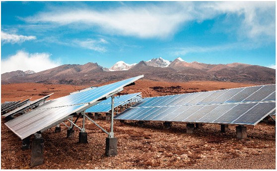                                         
	　　4月22日，海西州人民政府公示德令哈、格爾木領跑者基地投資企業(yè)評優(yōu)結果，其中格爾木基地最低電價0.31元/kWh，德令哈最低電價為0.32元/ kWh。而在此之前，當其他應用領跑者基地招標工作都已塵埃落定，青海兩基地卻面臨著招標優(yōu)選工作被暫停的局面