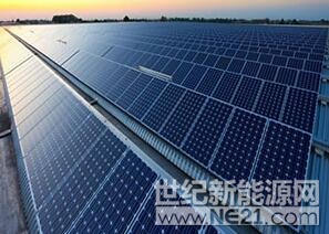 近日，西班牙的太陽能行業(yè)正在受到巨大的商業(yè)和電力購(gòu)買協(xié)議機(jī)會(huì)的驅(qū)動(dòng)，然而這遠(yuǎn)遠(yuǎn)超過了最近政府招標(biāo)的規(guī)模。



根據(jù)國(guó)家太陽能貿(mào)易集團(tuán)UNEF的數(shù)據(jù)，該國(guó)目前擁有29GW的輸電線路，其中3.9GW已由政府投標(biāo)