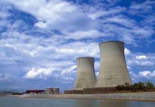 4月23日下午，以“新時代核能發(fā)展機(jī)遇與挑戰(zhàn)”為主題的中國核能可持續(xù)發(fā)展論壇在京召開。會上，中核集團(tuán)董事長、黨組書記王壽君以《建設(shè)先進(jìn)核工業(yè)體系，助推核工業(yè)強國建設(shè)》為題作主旨演講，并圍繞不忘初心，強化責(zé)任擔(dān)當(dāng)，建設(shè)核工業(yè)強國，提出了中核集團(tuán)的四項新作為和面向全行業(yè)的四點倡議