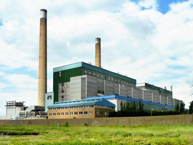 
	中國儲能網(wǎng)訊：德國萊茵集團(RWE)計劃在英國安裝100MW的電池， 將其列入“重要基礎設施建設”清單中。


	萊茵發(fā)電正在研究在其旗下的英格蘭Tilbury電廠安裝100MW的電池，將燃煤發(fā)電轉(zhuǎn)向氣體調(diào)峰發(fā)電計劃