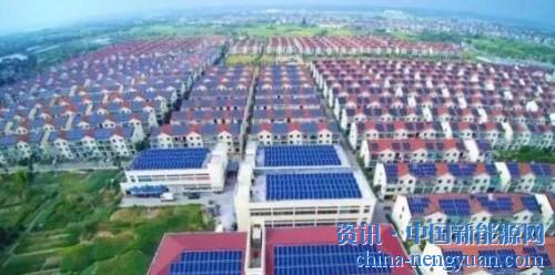                                                                                                                                                                     
	　　光伏發(fā)電可謂是一件利國利民的事，一方面它屬于綠色可再生能源，得到國家的大力推廣和支持；另一方面隨著技術(shù)的進(jìn)步、成本的降低，光伏發(fā)電大范圍的走進(jìn)尋常百姓家。光伏之所以受到百姓的