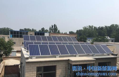                                                                                                                                                                     
	　　隨著十個應(yīng)用領(lǐng)跑者基地企業(yè)優(yōu)選的塵埃落地，總規(guī)模1.5GW的技術(shù)領(lǐng)跑者優(yōu)選競爭成為各企業(yè)新的關(guān)注點。與應(yīng)用領(lǐng)跑者優(yōu)選標準不同的是，技術(shù)領(lǐng)跑者取消了以往競爭最激烈的上網(wǎng)電價一項