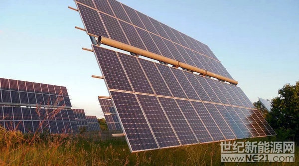  今年1月25日，江蘇賽拉弗光伏系統(tǒng)有限公司組裝的1.5兆瓦日食屋頂分布式光伏電站在常州順利竣工，該電站面積達(dá)10000多平方米，成為目前全球最大的使用疊瓦組件的屋頂電站。

日前，記者探訪了位于常州市經(jīng)濟(jì)開發(fā)區(qū)橫林鎮(zhèn)的江蘇賽拉弗光伏系統(tǒng)有限公司