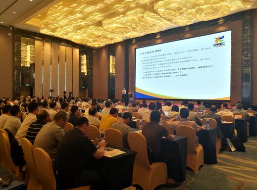  　　今日（5月24日），《第四屆中國海上風(fēng)電產(chǎn)業(yè)發(fā)展國際峰會暨第80期廣東科協(xié)論壇》在廣州市增城區(qū)舉行。記者從論壇上了解到，廣東今年有16項海上風(fēng)電重點建設(shè)項目，目前有6個在建，年內(nèi)還將核準開工10個以上