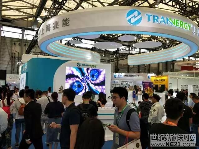5月28日，正值一年一度的SNEC展會，作為全球最大的光伏展，SNEC歷來被視為光伏行業(yè)的“風(fēng)向標(biāo)”。在這個國際化的舞臺上，數(shù)千家光伏企業(yè)百花綻放，各領(lǐng)風(fēng)騷