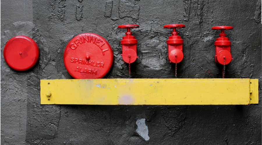 　　【中國(guó)儀表網(wǎng) 儀表會(huì)議】2018年5月8-9日，GB/T 15623《液壓傳動(dòng) 電調(diào)制液壓控制閥》標(biāo)準(zhǔn)宣貫會(huì)及比例閥新技術(shù)講座在江蘇南京舉行。本次會(huì)議由全國(guó)液壓氣動(dòng)標(biāo)準(zhǔn)化技術(shù)委員會(huì)、中國(guó)機(jī)械工程學(xué)會(huì)流體傳動(dòng)與控制分會(huì)主辦，江蘇省質(zhì)量技術(shù)監(jiān)督液壓件/齒輪傳動(dòng)產(chǎn)品質(zhì)量檢驗(yàn)站 、江蘇省機(jī)械研究設(shè)計(jì)院液壓技術(shù)所承辦，來(lái)自國(guó)內(nèi)液壓行業(yè)主機(jī)、零部件廠商以及科研院所的技術(shù)專家60余人參會(huì)