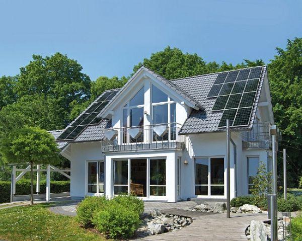 隨著光伏發(fā)電越來(lái)越高的普及率，很多業(yè)主都希望在自家屋頂上裝一個(gè)，在享受綠色環(huán)保能源的同時(shí)，還有不錯(cuò)的收益！小編提醒大家，先搞清楚這些注意事項(xiàng)的話(huà)，再找當(dāng)?shù)貙?zhuān)業(yè)的光伏安裝公司咨詢(xún)和安裝，才是正確的選擇。財(cái)經(jīng)日歷資訊快遞貴金屬模擬交易貴金屬專(zhuān)家直播室金投網(wǎng)貴金屬行情軟件1.安裝分布式光伏由于需要房屋改造搭建平臺(tái)，是否屬于違建？