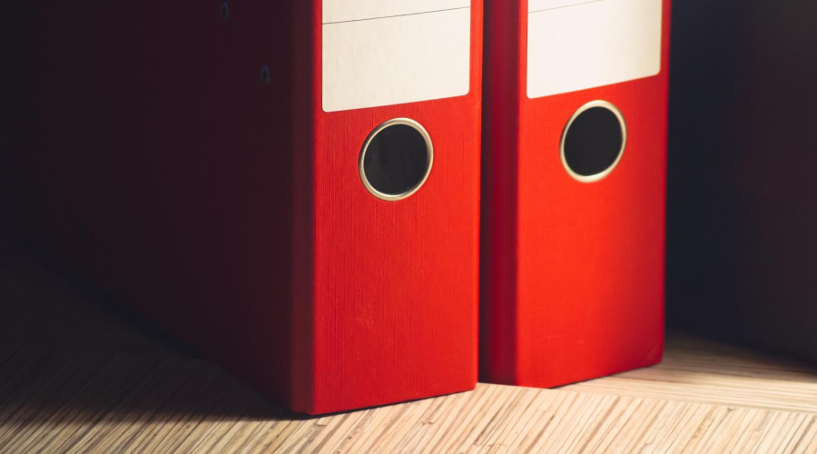 　　【中國儀表網(wǎng) 儀表文件】6月4日，裝備工業(yè)司根據(jù)《財政部 工業(yè)和信息化部 保監(jiān)會關于開展首臺(套)重大技術裝備保險補償機制試點工作的通知》(財建﹝2015﹞19號)《財政部辦公廳 工業(yè)和信息化部辦公廳 中國銀行保險監(jiān)督管理委員會辦公廳關于深入做好首臺(套)重大技術裝備保險補償機制試點工作的通知》(財辦建﹝2018﹞35號)，公示了2018年首臺(套)重大技術裝備保險補償擬補助項目，公示時間為2018年6月4日—10日。  　　當前，全球正處于新一輪科技革命和產(chǎn)業(yè)變革的關