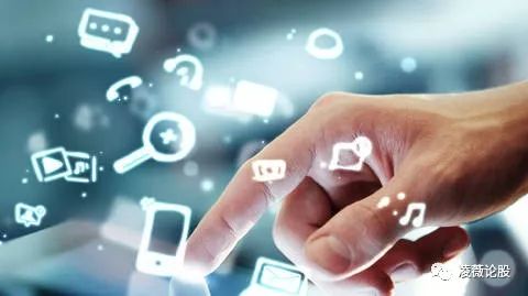 
                    
	原標(biāo)題:集成電路國有化望提升 2020年規(guī)模將破9000億


	根據(jù)中國半導(dǎo)體行業(yè)協(xié)會(huì)日前發(fā)布的數(shù)據(jù)，一季度中國集成電路產(chǎn)業(yè)銷售額為1152.9億元，同比增長20.8%。同時(shí)，集成電路的進(jìn)口額也同比增長，高達(dá)四成