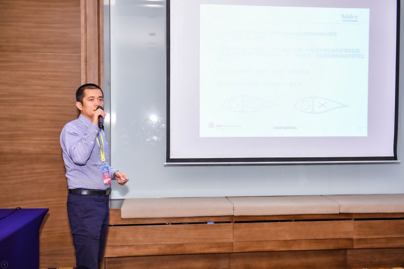 　　埃斯倍風(fēng)電科技（青島）有限公司項(xiàng)目總監(jiān)王家禮出席“第五屆中國(guó)風(fēng)電后市場(chǎng)專題研討會(huì)”，在風(fēng)電場(chǎng)技改與優(yōu)化專題論壇，分享題為“BladeVision槳葉全風(fēng)域測(cè)量系統(tǒng)”的主旨演講。

埃斯倍風(fēng)電科技（青島）有限公司項(xiàng)目總監(jiān) 王家禮先生
　　以下為發(fā)言內(nèi)容：
　　王家禮： 謝謝大家，很榮幸參加后市場(chǎng)的會(huì)，跟大家學(xué)習(xí)到很多地希望和大家討論學(xué)習(xí)新的技術(shù)和新的理念，這兩天我感受比較深，大家普遍討論一點(diǎn)現(xiàn)在的系統(tǒng)我們風(fēng)機(jī)變得越來(lái)越智能，整個(gè)運(yùn)維市場(chǎng)校正性的運(yùn)維逐漸向預(yù)