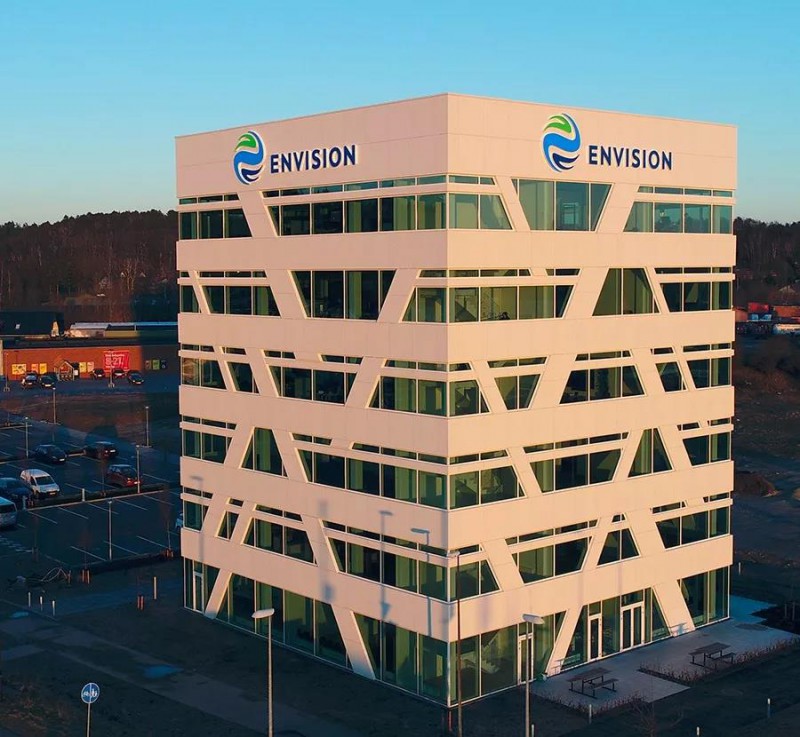                        　　5月是丹麥最好的季節(jié)?！　★w機到比隆機場，再驅車約一小時，就來到了丹麥西北部城市錫爾克堡