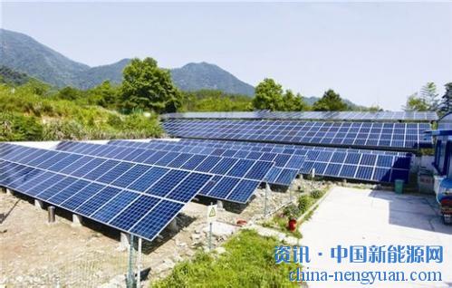                                                                                                                                                                     
	　　“作為保險公司駐村扶貧人員，最大的困難是貧困戶對扶貧不理解，很難做通思想工作。一旦取得貧困戶的配合和支持，扶貧工作便會順利很多