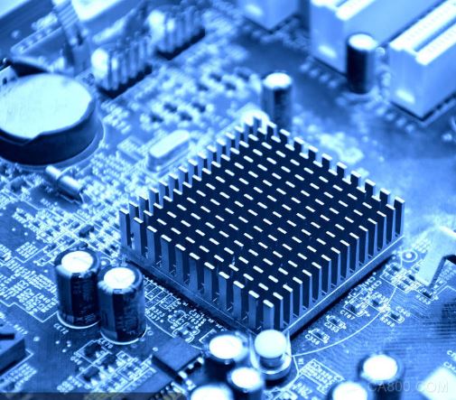 
                    
	  本周重點(diǎn) 


	
  CES ASIA 亞洲消費(fèi)電子展：將無(wú)線進(jìn)行到底
  服務(wù)器芯片市場(chǎng)高通認(rèn)輸出局，AMD 強(qiáng)勢(shì)挑戰(zhàn)Intel 霸主地位
  半導(dǎo)體關(guān)稅戰(zhàn)開(kāi)打：小菜一碟還是兩敗俱傷？

  功率器件景氣度走高，缺貨蔓延，關(guān)注下半年需求旺盛下的機(jī)會(huì)


	


	 


	
  核心觀點(diǎn) 


	
  2018 年6 月13 日CES ASIA 在上海開(kāi)幕，無(wú)線充電趨勢(shì)在展會(huì)表現(xiàn)的比