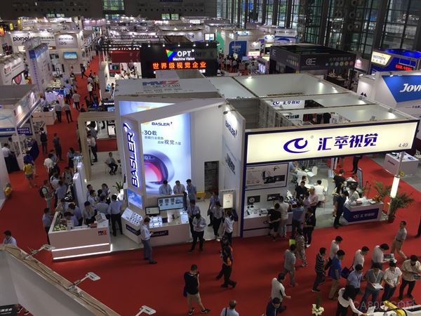 
                    
	2018年6月27-29日，華南地區(qū)舉足輕重的工業(yè)自動(dòng)化展會(huì)——2018華南國(guó)際工業(yè)自動(dòng)展已于昨日盛大開(kāi)幕。展會(huì)的火爆程度可見(jiàn)一斑，從現(xiàn)場(chǎng)來(lái)看，本次展會(huì)就自動(dòng)化領(lǐng)域中的各個(gè)部分進(jìn)行了專業(yè)的主題劃分，并將之有效的整合在一起，形成了五大專業(yè)主題——工業(yè)機(jī)器人專區(qū)、控制系統(tǒng)專區(qū)、機(jī)器視覺(jué)專區(qū)、機(jī)械傳動(dòng)技術(shù)專區(qū)、物聯(lián)網(wǎng)專區(qū)等
