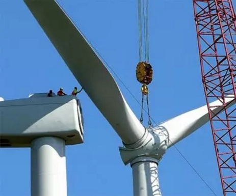 　　近日，韓國政府已選擇斗山重工作為開發(fā)8MW海上風(fēng)電機(jī)組項(xiàng)目的主承包商。該項(xiàng)目為期4年，由韓國能源技術(shù)評估與規(guī)劃研究院贊助，斗山重工是該項(xiàng)目所選定的5個組織成員之一