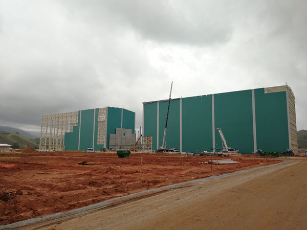 　　“一流企業(yè)做標(biāo)準(zhǔn)”，這句話對中國優(yōu)秀企業(yè)來說已經(jīng)是耳熟能詳?！　∫詷?biāo)準(zhǔn)競爭為代表的技術(shù)競爭，將直接推動技術(shù)范式的根本變化，從而使企業(yè)間的競爭地位發(fā)生顛覆性變革