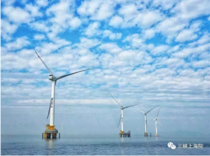  　　近年來，隨著政府“放、管、服”政策的實施，國家對行政審批流程逐步簡化，環(huán)評市場業(yè)務總量明顯下降。同時，隨著資質(zhì)管理的逐漸放開，市場競爭不斷加劇