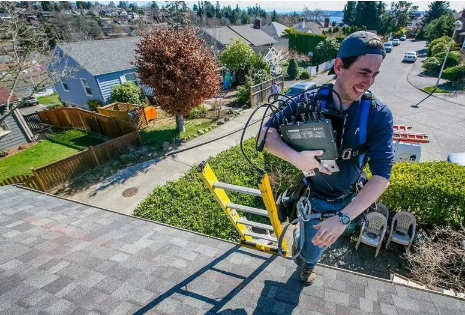 昱能最強雙核微型逆變器YC600于2017年重磅推出，登陸美國、加拿大、拉美、澳洲、歐洲等各大國際市場。在短短近一年不到的時間內，YC600以其強大的產品性能，得到了用戶的青睞