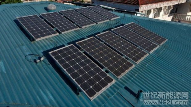 亞洲開發(fā)銀行批準(zhǔn)了一項(xiàng)9000萬美元貸款以幫助柬埔寨加強(qiáng)氣候適應(yīng)力及推動農(nóng)業(yè)現(xiàn)代化發(fā)展，包括促進(jìn)可再生能源發(fā)展。



項(xiàng)目可以改善農(nóng)業(yè)基礎(chǔ)設(shè)施的氣候適應(yīng)能力，有助于提高柬埔寨稻米、玉米、木薯和芒果生產(chǎn)價(jià)值鏈的競爭力