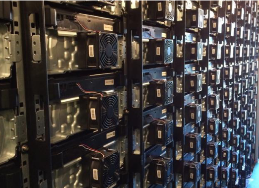 
	中國儲能網(wǎng)訊：日前據(jù)悉， Enel X公司的子公司EnerNOC公司將在加拿大安大略省為Amhil North America公司部署一個儲能系統(tǒng)，Amhil 公司是加拿大一家食品包裝公司。


	



	這個裝機容量為2.34MW鋰離子電池儲能項目將安裝在Amhil公司位于密西沙加的工廠