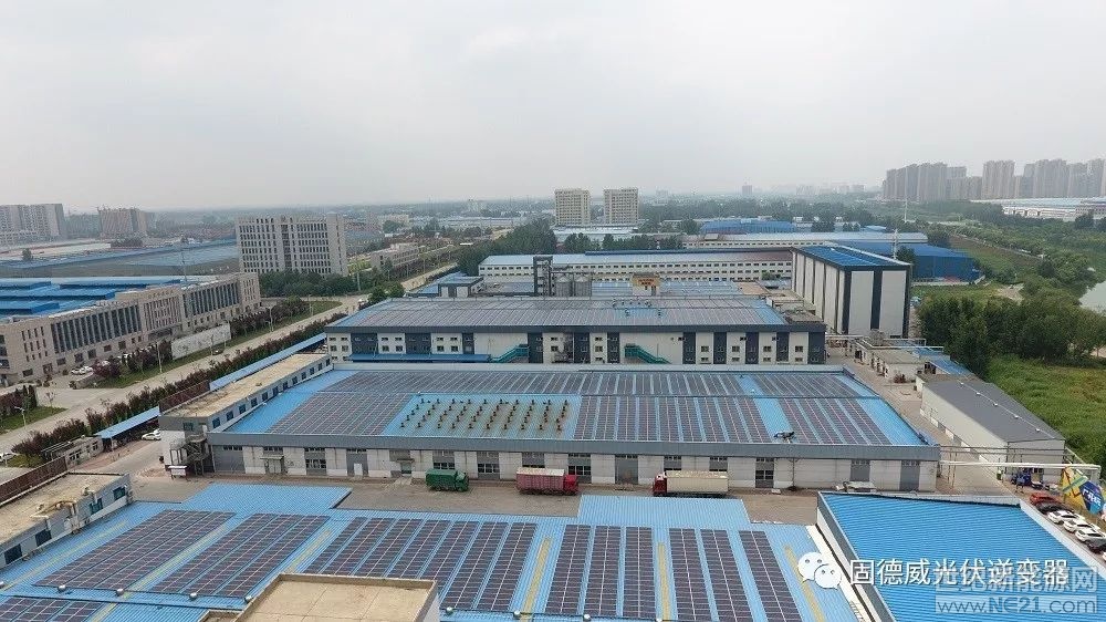  “差不多1個小時，光伏電站已經(jīng)發(fā)了600多度電，今天天氣有些多云，晴天的時候發(fā)電量會更多”。山東聊城乖寶集團光伏電站的一位管理人員剛剛查看了SEMS智能監(jiān)控系統(tǒng)后如是說