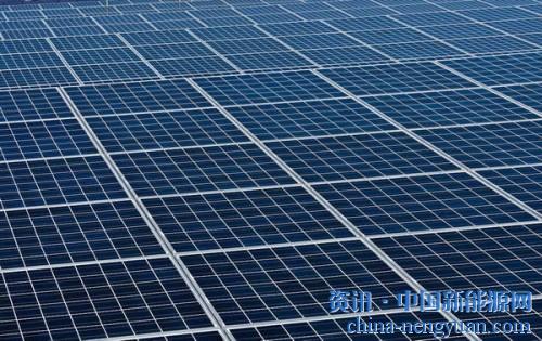                                                                                                                                                                     
	　　7月17日早間，路透社報道稱，印度貿(mào)易部7月16日在向政府提交的一份報告中建議，對從中國和馬來西亞進(jìn)口的太陽能電池和模塊征收25%的關(guān)稅，為期一年，以抵抗其認(rèn)為的對印度本國太