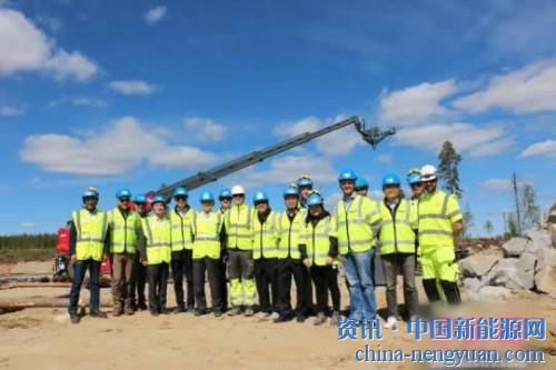                                                                                                                                                                     
	　　中國廣核集團(tuán)（簡稱中廣核）下屬中廣核歐洲能源公司１７日在法國巴黎宣布與麥格理集團(tuán)和通用電氣公司簽署股權(quán)轉(zhuǎn)讓協(xié)議，正式完成對(duì)歐洲最大單體陸上風(fēng)電場——瑞