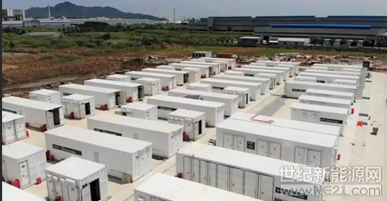 隨著氣溫一天天升高

江蘇各地均開啟了“燒烤模式”

小伙伴們在家空調(diào)全開

電網(wǎng)的用電負(fù)荷也與日俱增

2017年夏天，江蘇電網(wǎng)最高用電負(fù)荷已達(dá)到1.02億千瓦，超過德國、韓國等國的最高用電負(fù)荷。

據(jù)預(yù)測，今夏江蘇最高負(fù)荷將再增長10％，達(dá)到1.12億千瓦！

我們都知道，電是即發(fā)即用的