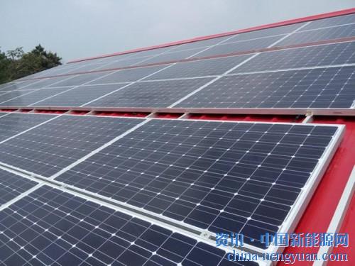                                                                                                                                                                     
	　　上帝關(guān)上一扇門的同時(shí)，也會(huì)打開一扇窗。近日，深圳和東莞兩則促進(jìn)分布式光伏發(fā)展的地方政策打破了后5.31時(shí)期光伏產(chǎn)業(yè)的集體沉默