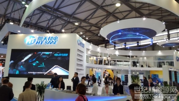 
 
隨著組件供應(yīng)商們逐漸適應(yīng)了2018年和2019年中國組件需求的放緩, 全球EPC公司和開發(fā)商們很可能會(huì)發(fā)現(xiàn)，屋頂和地面項(xiàng)目正在使用亞洲生產(chǎn)的新組件。

上周發(fā)布的PV-Tech博客討論了這個(gè)問題