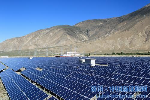                                                                                                                                                                     
	　　近年來，國(guó)家多次調(diào)整電價(jià)政策。通威股份認(rèn)為，光伏“5·31新政”的實(shí)施客觀上對(duì)我國(guó)2018年新增裝機(jī)需求產(chǎn)生了一定抑制作用及當(dāng)期盈利水平