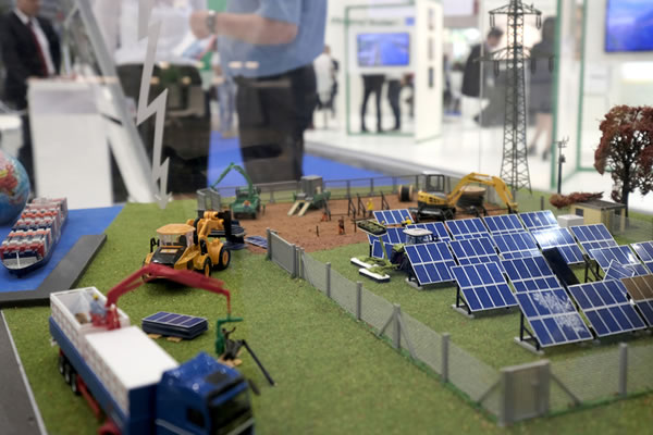                                         
	　　根據意大利可再生能源協會Anie Rinnovabili基于該國電網運營商Terna提供的數據發(fā)布公告稱，今年上半年，意大利光伏新增裝機容量為191兆瓦，較之去年同期下降18%。

	

	　　其中，意大利在5月和6月分別新注冊了36.6兆瓦和37.7兆瓦的光伏發(fā)電容量