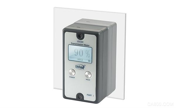 
                    
	       亮窗行動主要針對面包車，是因為大多數(shù)的面包車都貼著黑色的太陽膜，在車外是完全看不到車內的。所以很多人利用這一點對面包車進行非法整改或進行違法活動