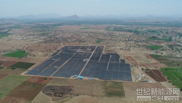 EnergyTrend預(yù)測稱，由于對進(jìn)口電池和組件征收25％的保障稅， 2018年印度光伏需求總量僅為8.5-9.6GW。



其中，2018年下半年的需求預(yù)計(jì)將低于3.5GW，預(yù)計(jì)2019年一季度需求仍將維持疲軟狀態(tài)