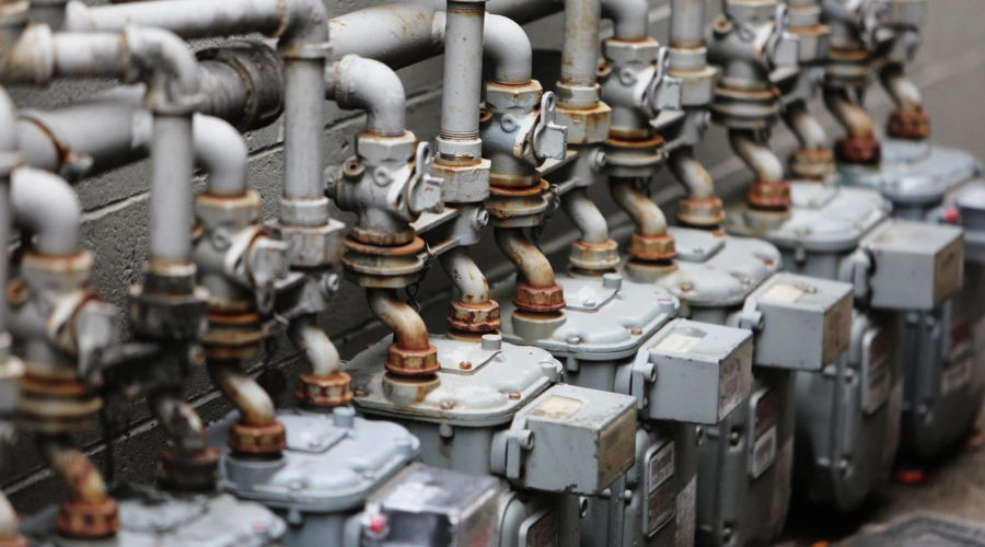 　　【中國儀表網(wǎng) 儀表產(chǎn)業(yè)】據(jù)了解，目前北京市懷柔區(qū)村級(jí)供水站智能遠(yuǎn)傳計(jì)量水表安裝工程已經(jīng)全面開工，計(jì)劃年底前完成安裝工作。  　　據(jù)了解，懷柔區(qū)村級(jí)供水站智能遠(yuǎn)傳計(jì)量表安裝工程，是區(qū)水務(wù)局大力推進(jìn)智慧水務(wù)建設(shè),完善水資源統(tǒng)一調(diào)度、水質(zhì)監(jiān)測信息共享、進(jìn)一步加強(qiáng)水資源優(yōu)化配置和水務(wù)精細(xì)化管理的重要舉措之一