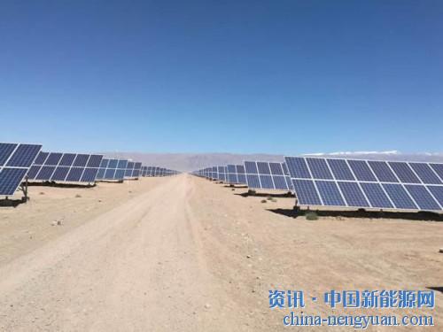                                                                                                                                                                     
	　　2018年上半年，新疆維吾爾自治區(qū)光伏發(fā)電運行情況良好，設備利用小時數(shù)和發(fā)電量同比增加，累計棄光電量和棄光率實現(xiàn)持續(xù)“雙降”。

	　　一、光伏發(fā)電運