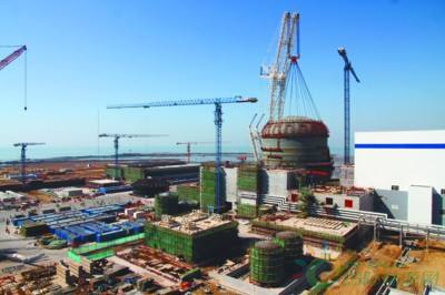 
                    

8月8日上午10時42分，AP1000三代核電自主化依托項目海陽核電1號機組首次達到臨界，機組正處于低功率狀態(tài)穩(wěn)定運行。后續(xù)，在完成一系列低功率物理試驗后，機組將進行首次汽輪機帶核沖轉(zhuǎn)與并網(wǎng)工作