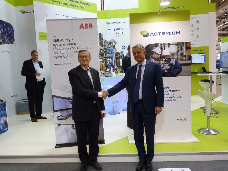 　　【中國儀表網(wǎng) 儀表企業(yè)】近日，ABB與阿克泰姆公司簽署全球合作協(xié)議。此次合作將促進(jìn)雙方推出聯(lián)合解決方案，為全球各地的客戶提供量身定制的領(lǐng)先的自動化解決方案