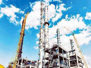 
	
                    
	【電纜網(wǎng)訊】在剛剛閉幕的內(nèi)蒙古國(guó)際能源大會(huì)上，國(guó)家能源集團(tuán)總經(jīng)理凌文透露，該集團(tuán)近期將建設(shè)第二、第三條煤炭直接液化生產(chǎn)線，擴(kuò)大煤炭清潔高效利用規(guī)模。

	

	據(jù)悉，國(guó)家能源集團(tuán)旗下的鄂爾多斯煤制油分公司，目前運(yùn)營(yíng)著全球唯一一條煤炭直接液化制油工業(yè)化示范生產(chǎn)線