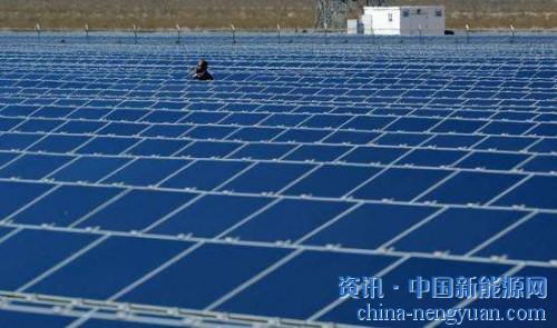                                                                                                                                                                     
	　　中國于8月14日就美光伏保障措施和可再生能源補貼措施正式啟動世貿組織爭端解決程序。商務部新聞發(fā)言人當日發(fā)表談話指出，美方措施嚴重損害了中方的貿易利益，中方選擇訴諸世貿組織爭端