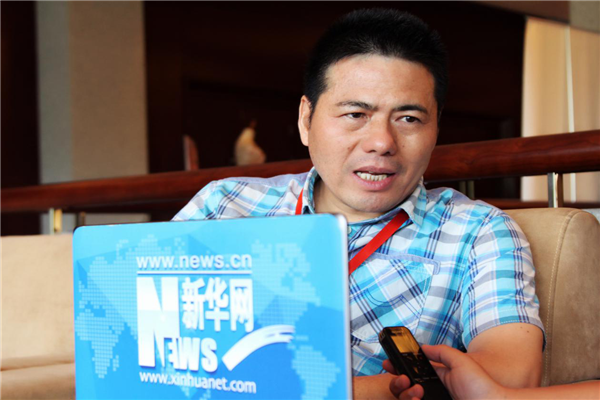 
	
                    
	新華網(wǎng)南京8月10日電（虞啟忠）8月9日，第六屆蘇商大會暨首屆蘇商全面高質量發(fā)展論壇在南京舉行。會議期間，遠東控股集團創(chuàng)始人、董事局主席、黨委書記蔣錫培表示，要做新蘇商精神（厚德、崇文、實業(yè)、創(chuàng)新）的傳承者和實踐者，既要弘揚專注穩(wěn)健、扎根實業(yè)、敢打敢拼能吃苦的精神，更要前瞻務實、重抓創(chuàng)新、擔當責任、薪火相傳，為推進江蘇經濟全面高質量發(fā)展作出新貢獻