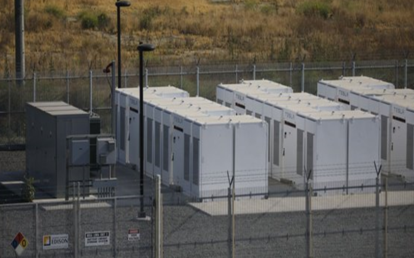 
	中國儲能網(wǎng)訊：日前據(jù)悉，美國太平洋天然氣和電力公司（PG＆E）的標(biāo)志性儲能項目可能并不順利。


	PG＆E公司申請的這四個儲能項目的容量共計567兆瓦/2270兆瓦時，這是該公司于6月底在加州公用事業(yè)委員會（CPUC）批準(zhǔn)后推出的最大電池儲能投資項目