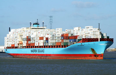 
	
                    
	【電纜網(wǎng)訊】總部位于丹麥的AP Moller-Maersk（以下簡稱為“馬士基”）是全球最大的航運公司的所有者，已決定旗下鉆井業(yè)務獨立上市，這也標志著其向能源行業(yè)全面退出的最新舉措。

	

	據(jù)彭博社報道，通過此舉，馬士基正在努力將自己變成一家純粹的運輸公司，并表示該決定將于明年某個時候生效