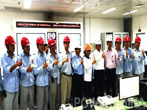 
	
                    
	【電纜網(wǎng)訊】8月15日，在中國(guó)電建集團(tuán)江西省電力建設(shè)有限公司成立60周年華誕前夕，從印尼瑪拉札瓦項(xiàng)目調(diào)試事業(yè)部傳來(lái)喜訊，由其承擔(dān)調(diào)試的瑪拉札瓦燃煤電站1號(hào)機(jī)組首次并網(wǎng)一次成功。

	

	據(jù)悉，瑪拉札瓦燃煤電站項(xiàng)目由山東電力建設(shè)第三工程公司（SEPCOⅢ）總承包，江西電建公司承擔(dān)機(jī)組調(diào)試任務(wù)