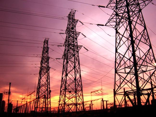 
	
                    
	【電纜網(wǎng)訊】日前，國家電網(wǎng)公司電子商務平臺發(fā)布了《國網(wǎng)江西省電力有限公司關于供應商不良行為處理情況的通報（2018年8月14日）》，依據(jù)《國家電網(wǎng)公司供應商不良行為處理管理細則》的有關規(guī)定，對出現(xiàn)產(chǎn)品質(zhì)量問題、履約不誠信等問題的107起不良行為進行了通報處理。

	

	在這107起不良行為中，處理范圍包括配電終端、10kV柱上變壓器臺成套設備、電纜附件、10kV隔離開關、桿塔類、鐵附件、戶外機構(gòu)箱、電磁式電壓互感器、交流變壓器、導地線、電纜、絕緣子等